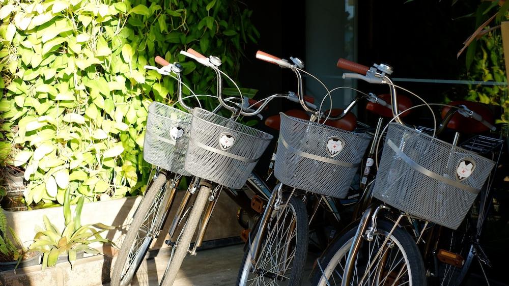 Navinda Chiangmai Hotell Chiang Mai Exteriör bild