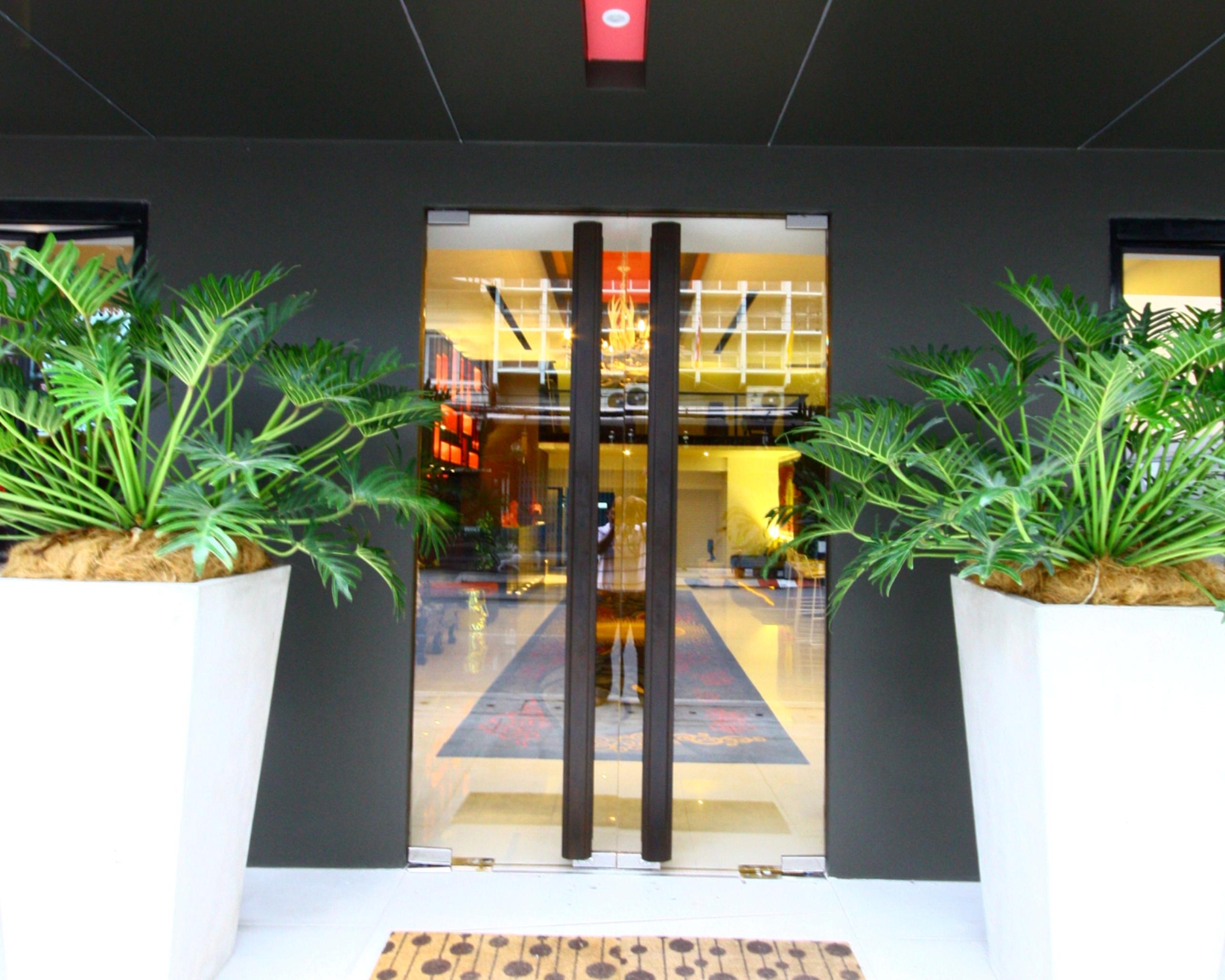 Navinda Chiangmai Hotell Chiang Mai Exteriör bild