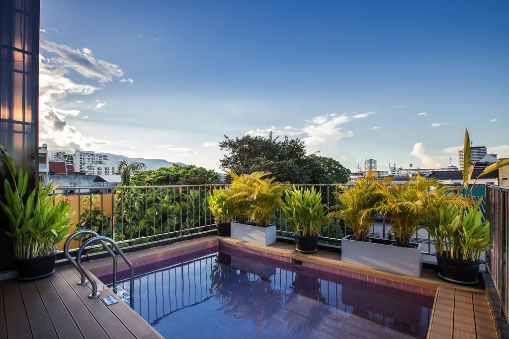 Navinda Chiangmai Hotell Chiang Mai Exteriör bild